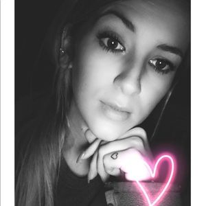 Meet your Posher, Madyson